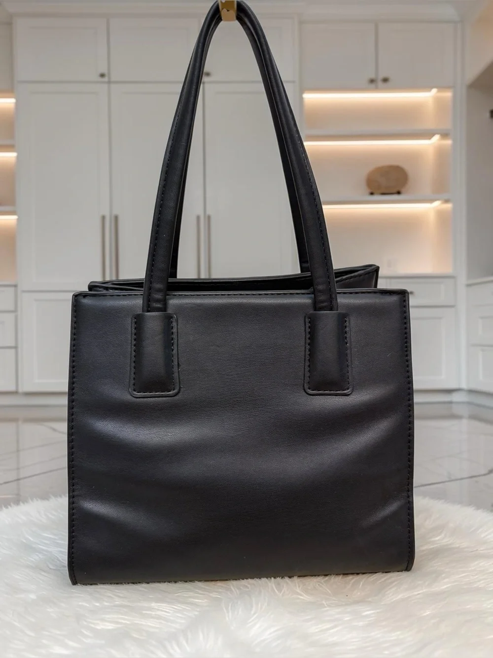 Valentino Kensington Re Shopping Handbag - Black (Great Condition!)